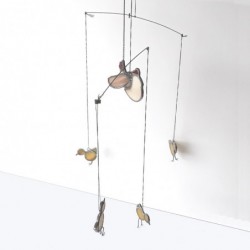 Mère poule avec des poulets